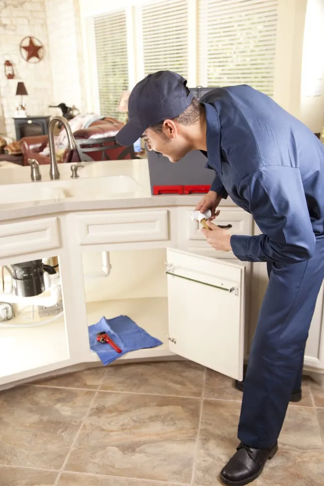 Emergency pipe repair service in Redwood City, CA - Dale Plumbing & Heating