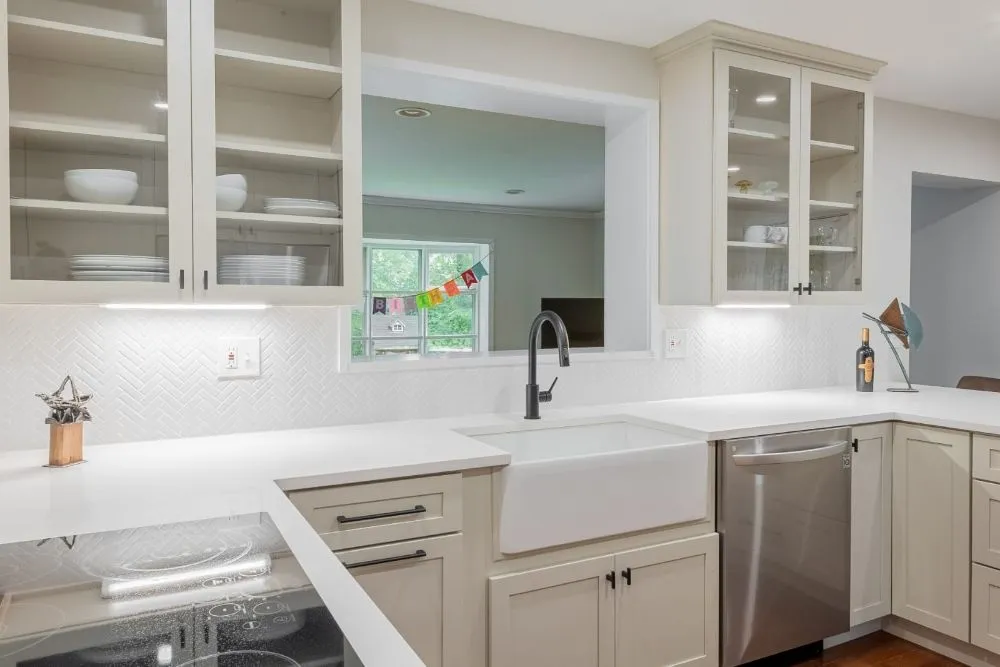 Slide of Dani Handyman Remodeling Service