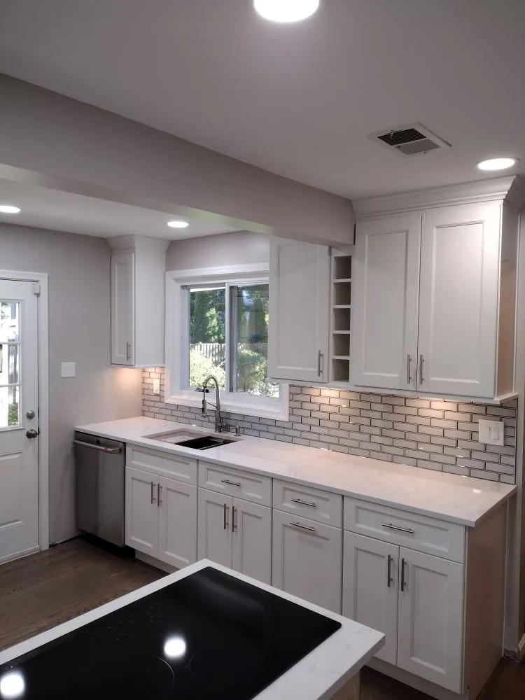 Slide of Dani Handyman Remodeling Service