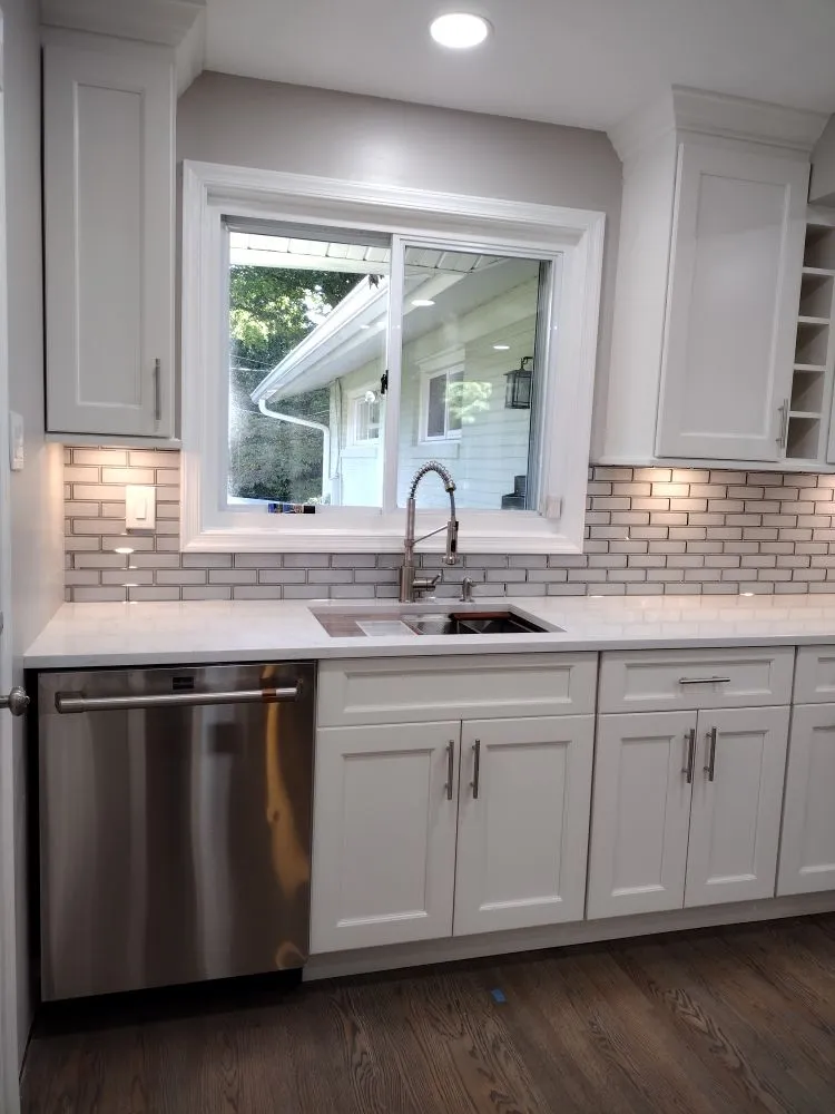 Slide of Dani Handyman Remodeling Service