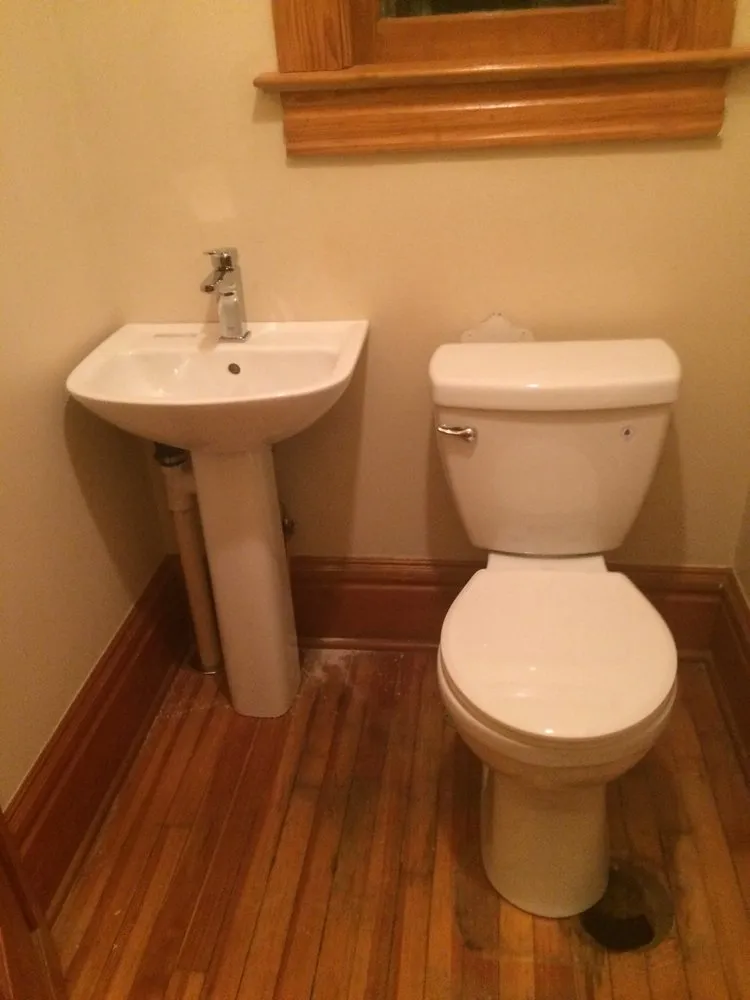 Slide of Daniel & Donna's Plumbing Service