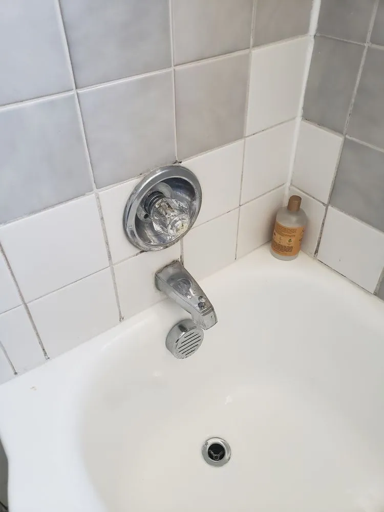 Slide of Daniel Amaya