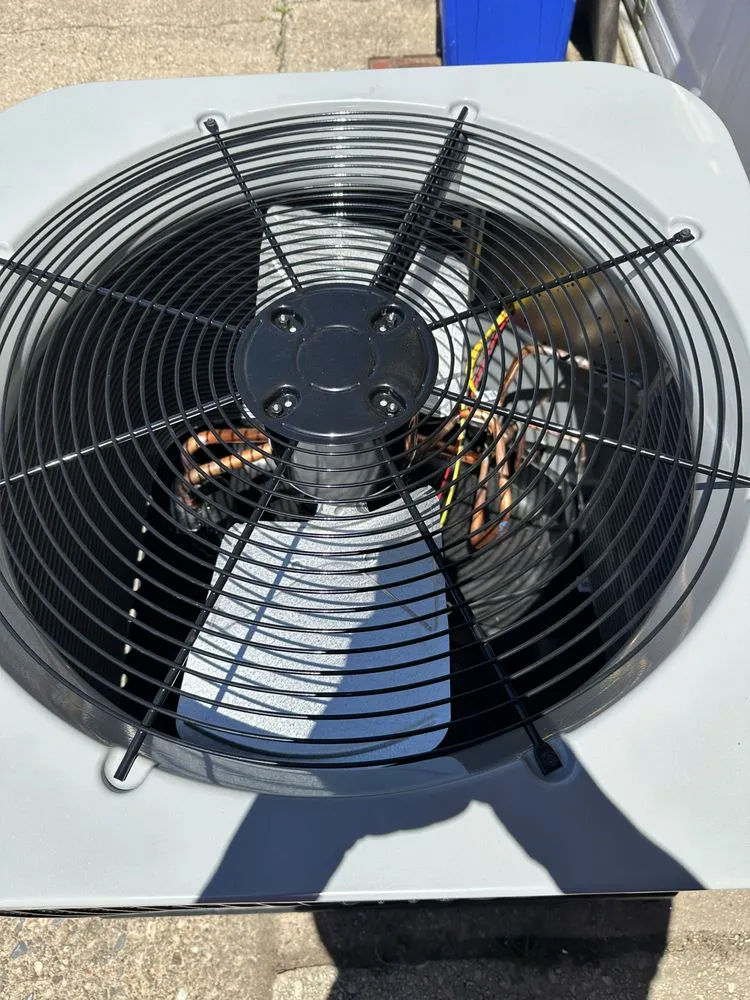 Slide of Daniels HVAC