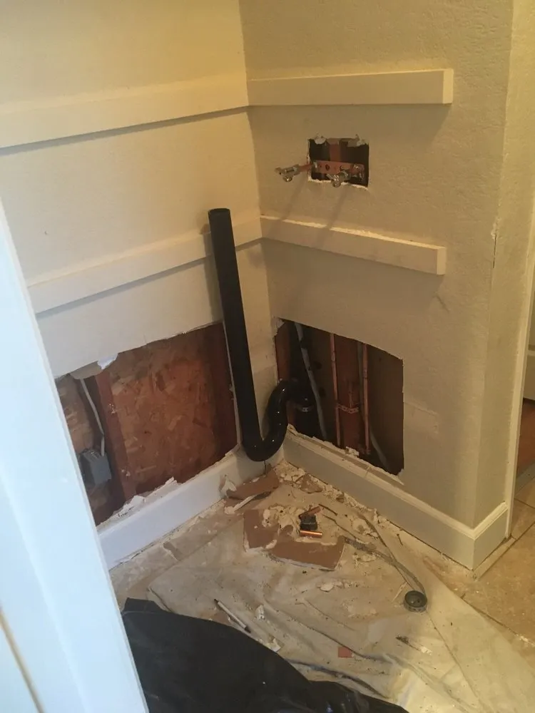 Trusted emergency plumbing in Long Beach, CA by Daniel's Plumbing And Son