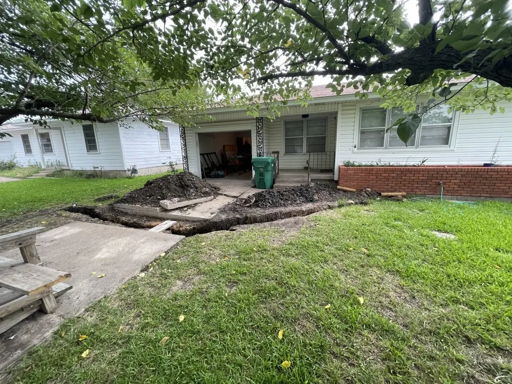 Quality pipe repair for homes in Glenn Heights, TX by Daniels Plumbing Service