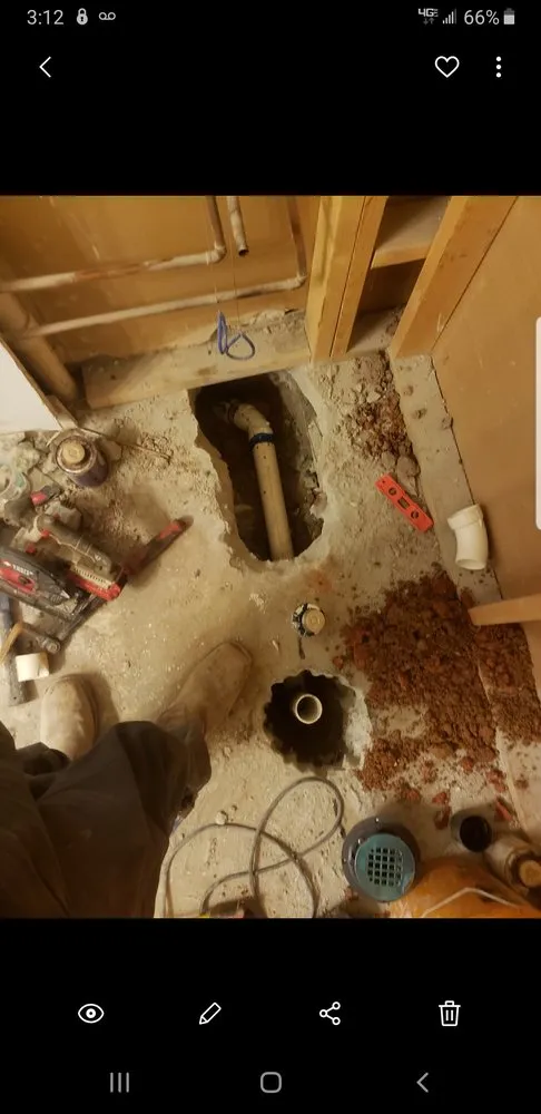 Slide of Danny Wike Renovations