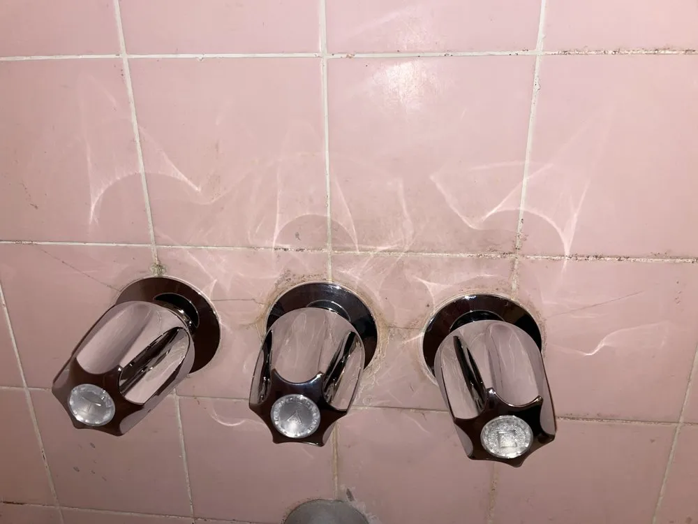 Slide of Dannys 5 Star Plumbing