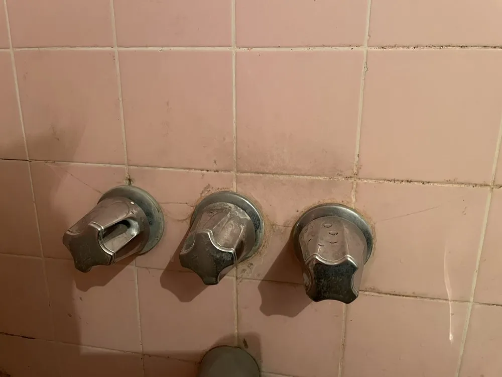 Slide of Dannys 5 Star Plumbing