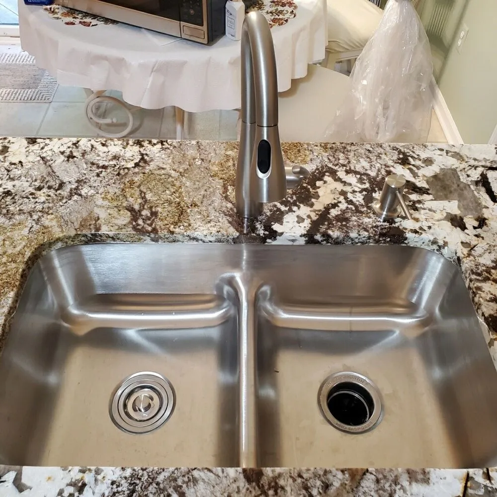 Slide of Dan's Granite and Renovations