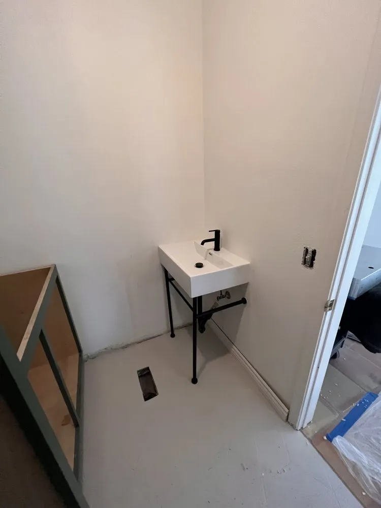 Slide of Danworks Plumbing & Drain