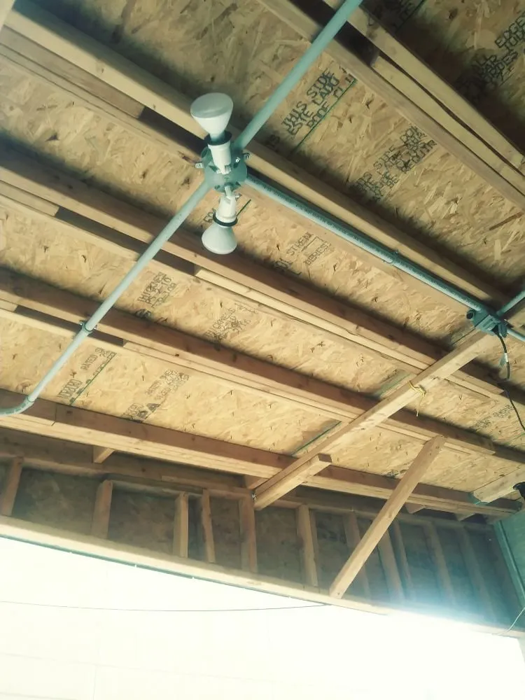 Slide of Daren Linder Repairs