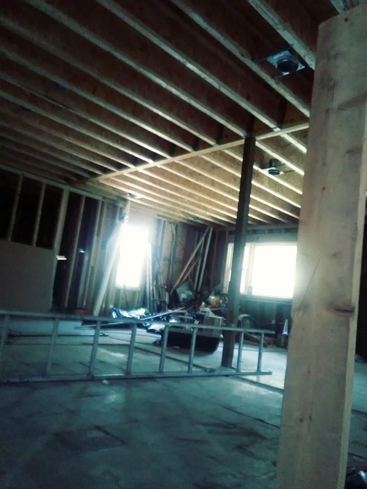 Slide of Daren Linder Repairs