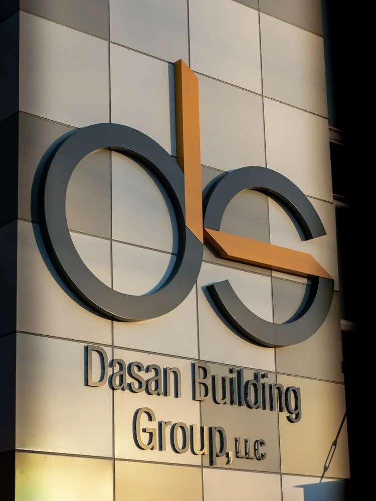 Slide of Dasan Building Group