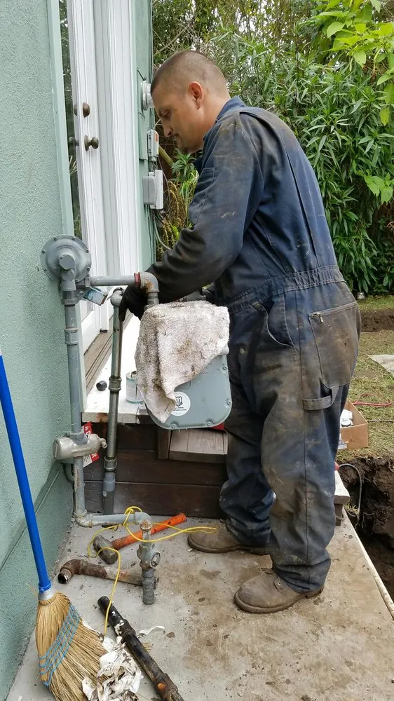 Reliable plumbing repair for homes in San Fernando Valley, CA by Dash Plumbing & Rooter