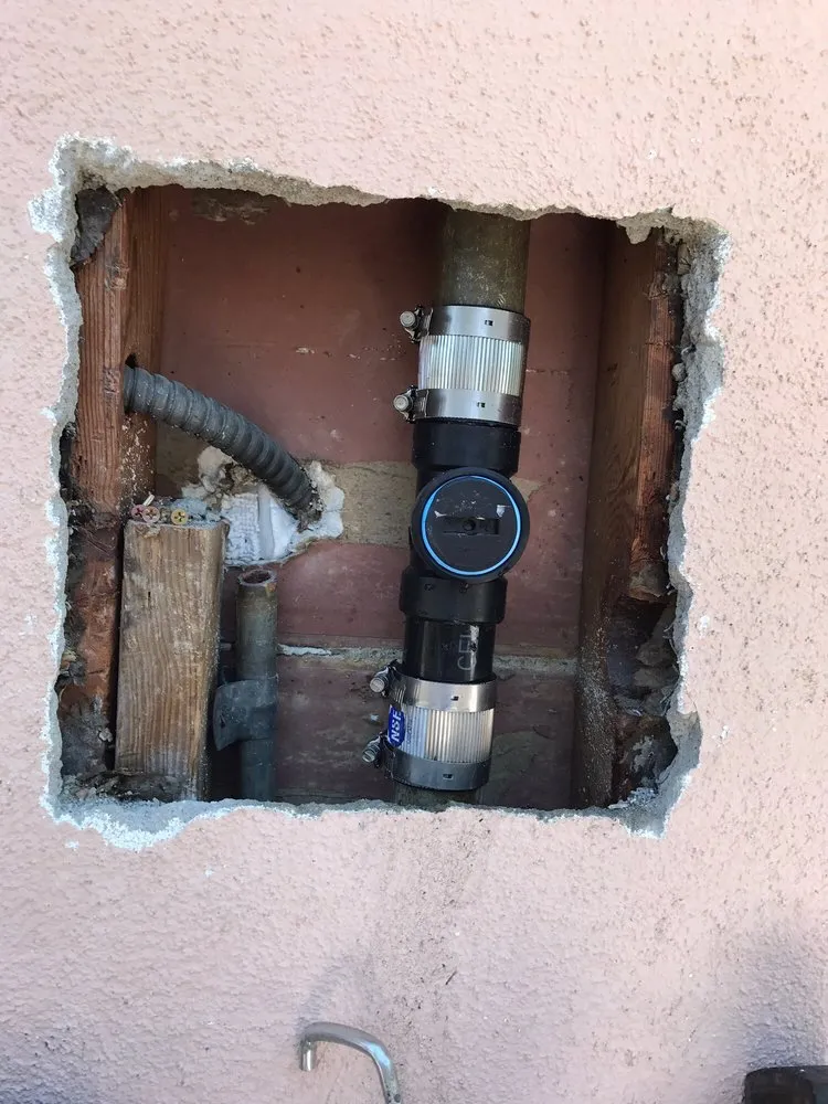 Emergency pipe repair service in San Fernando Valley, CA - Dash Plumbing & Rooter
