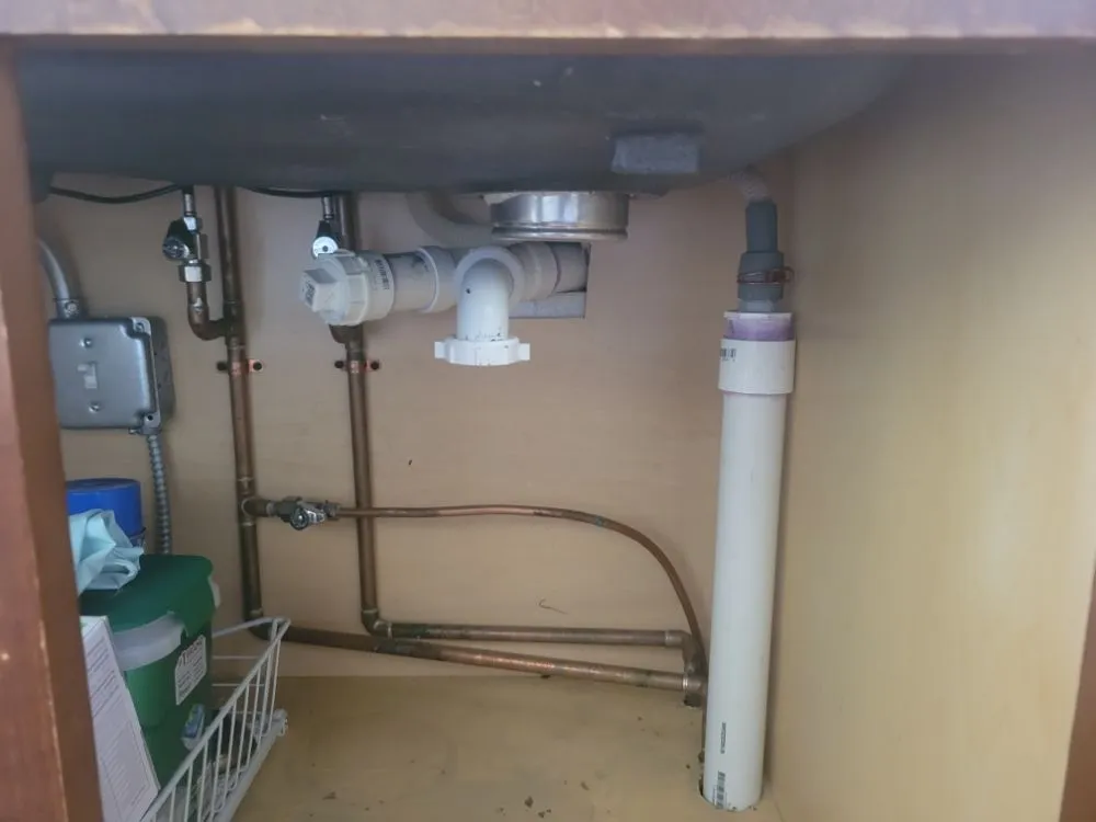 Slide of Dave And Joe's Plumbing