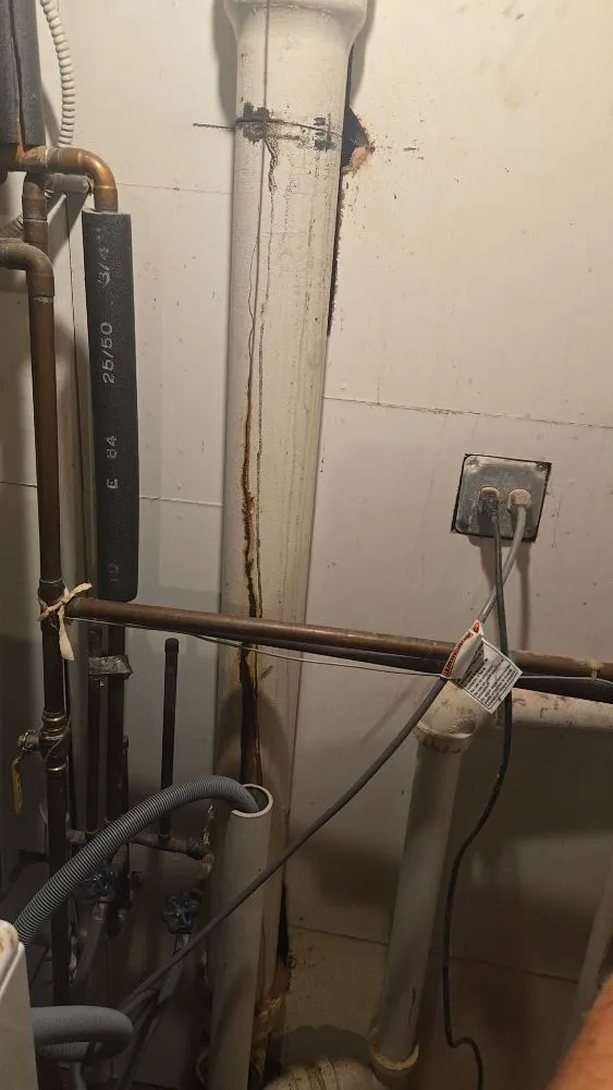 Slide of Dave And Joe's Plumbing