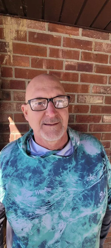 Slide of Dave's Handy Hands