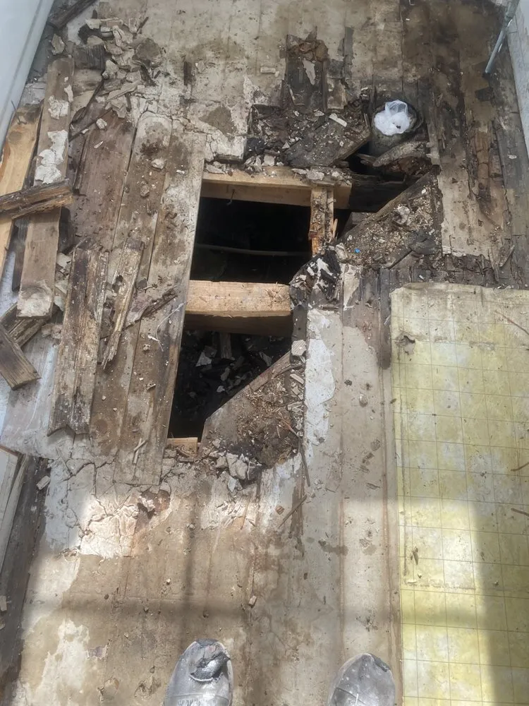 Reliable leak detection for homes in Mesquite, TX by David Pro Painting and Remodeling