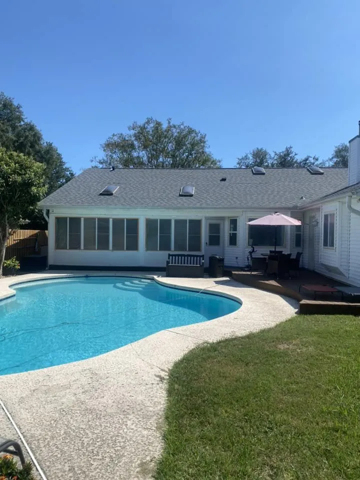 Slide of David's Handyman Services and Siding