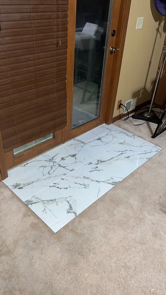 Slide of Davies Tile Hardwood & LVT