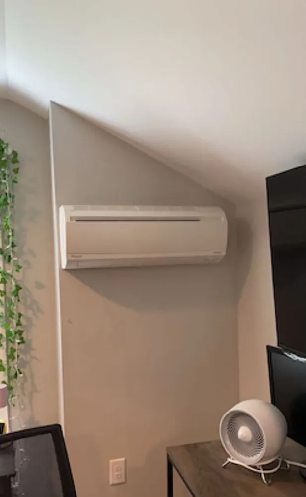 Slide of Davis Heating, Cooling, Plumbing & Electric