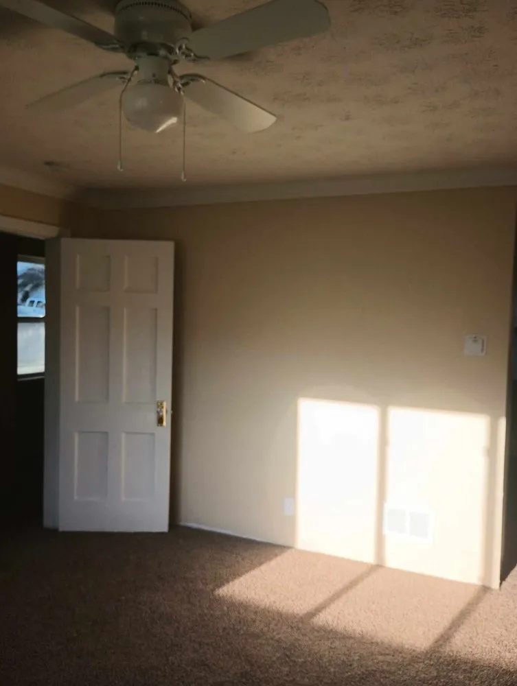 Slide of Dayton Strong Construction