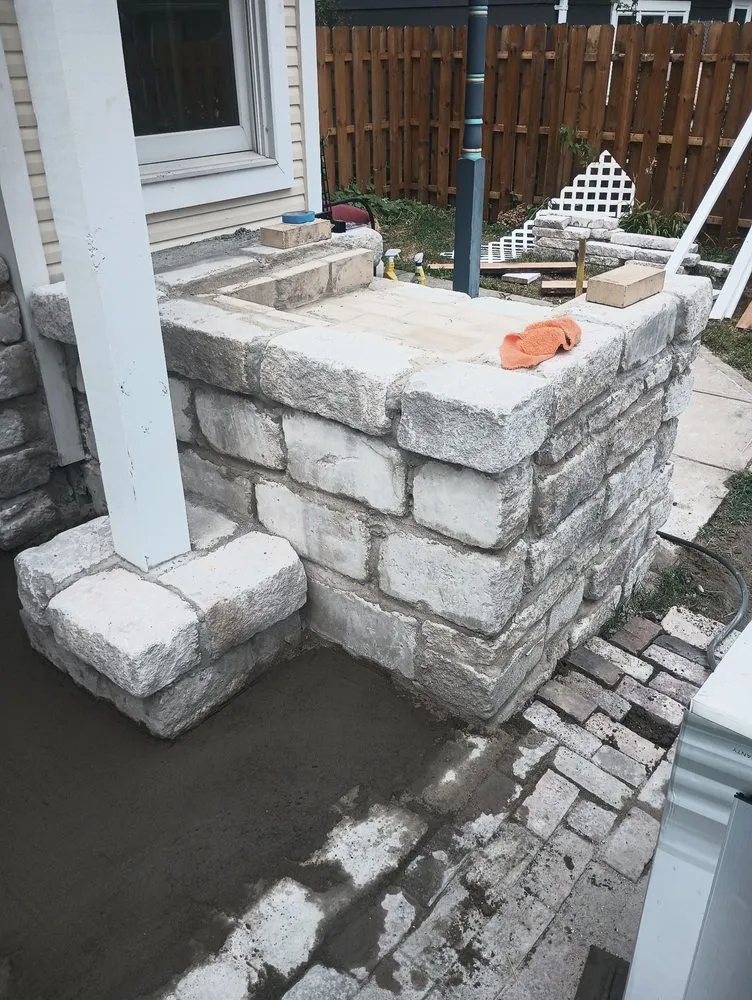 Slide of Dayton Strong Construction