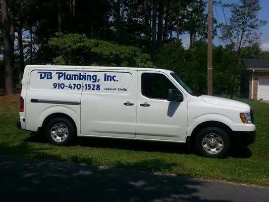 DB Plumbing Logo