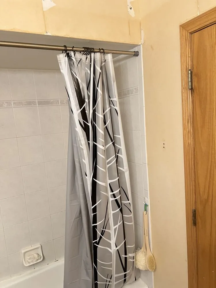 Slide of D&D plumbing and Remodeling