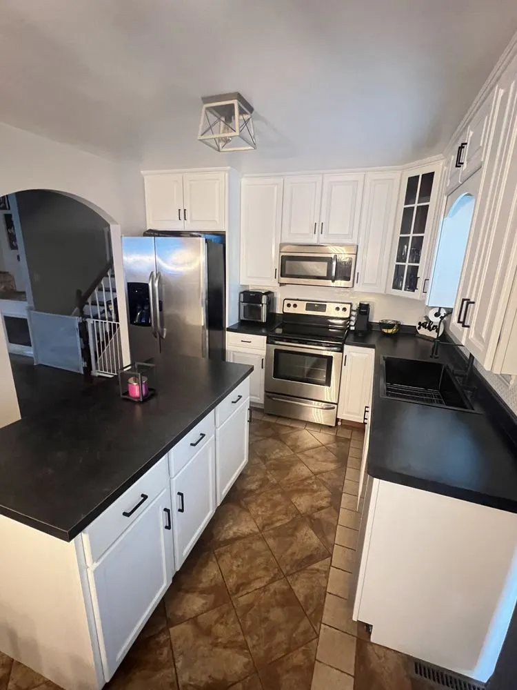 Slide of D&D plumbing and Remodeling