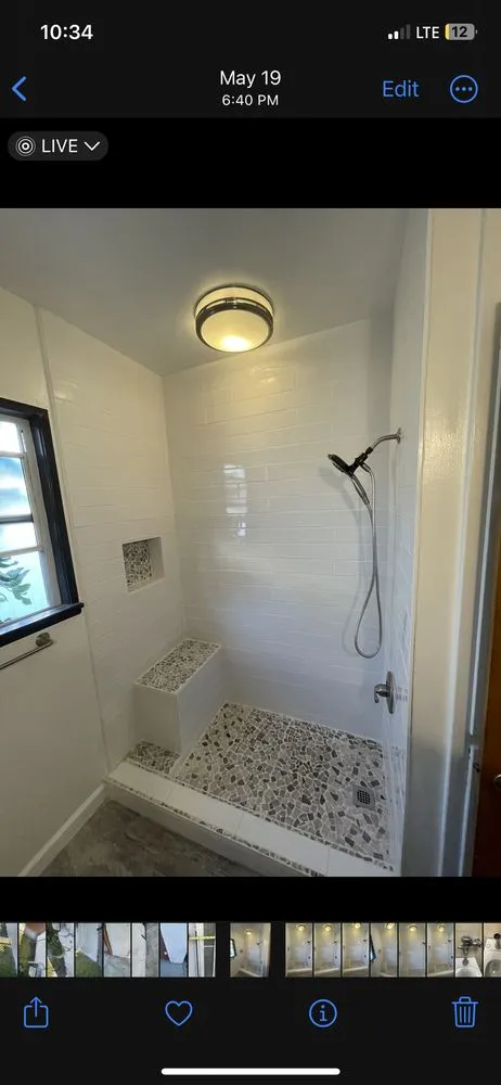 Slide of De La Torre Construction