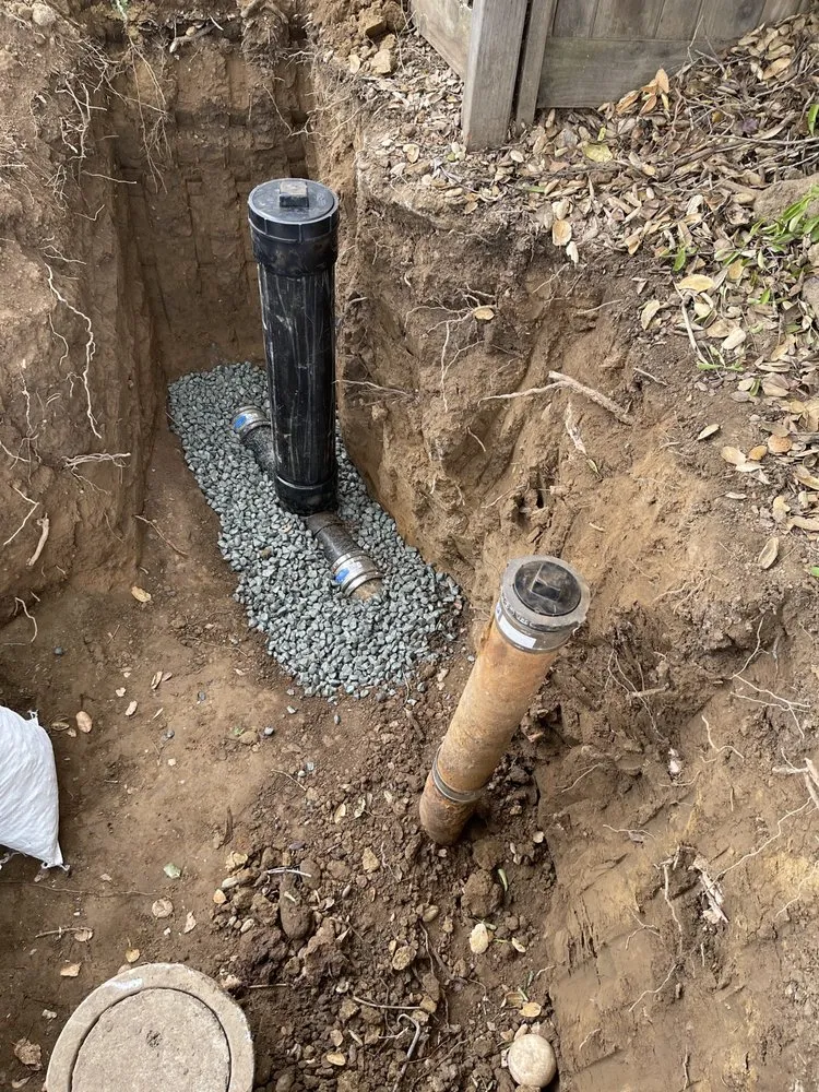 Slide of De Leon Plumbing