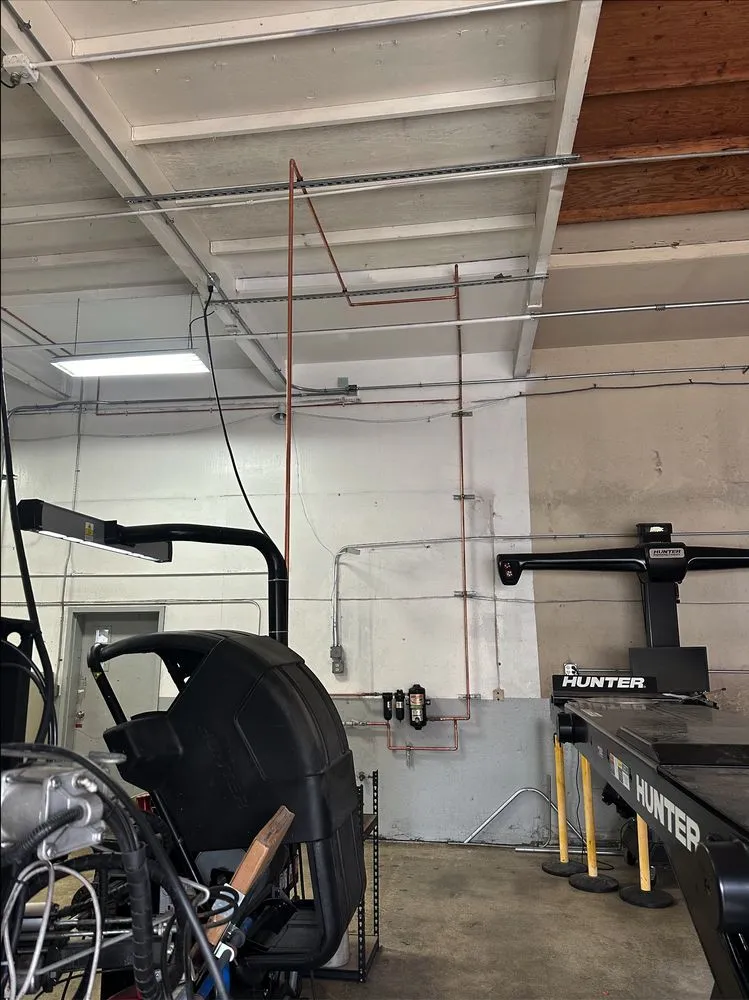 Slide of De Leon Plumbing