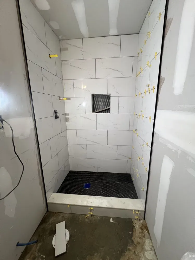 Slide of De Leon Yovani Remodeling