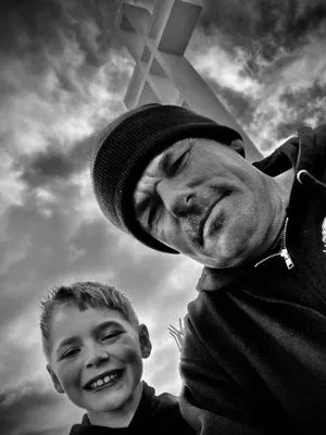 De Mars Plumbing & Drains Logo