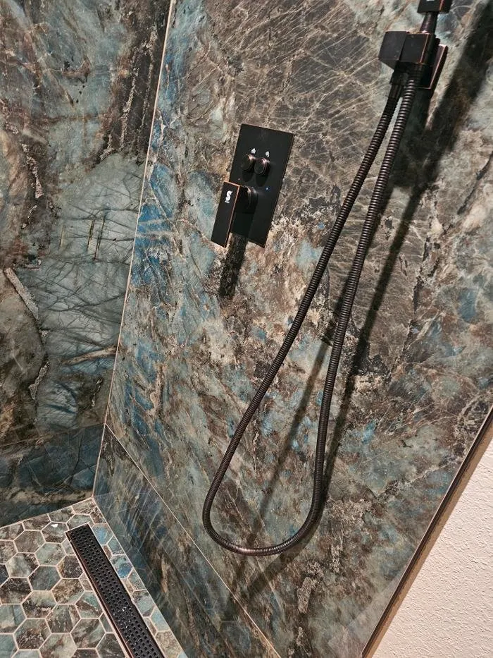 Slide of Decker Plumbing & Drains