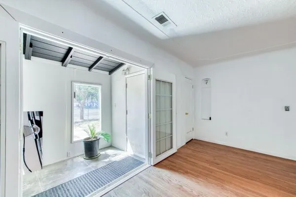 Dedicated Royalties Logo