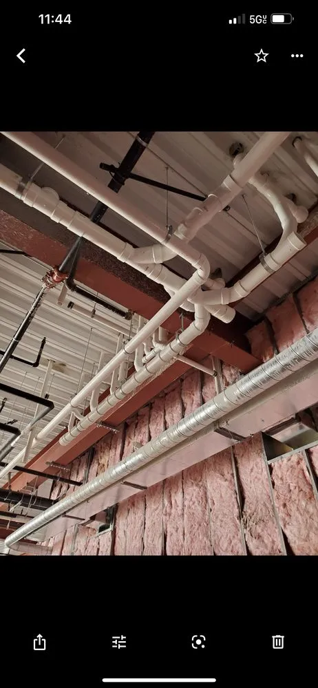 Slide of DeeB-plumbing company