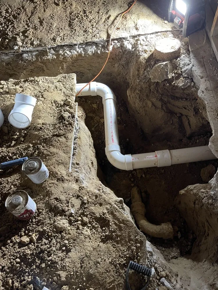 Slide of DeeB-plumbing company