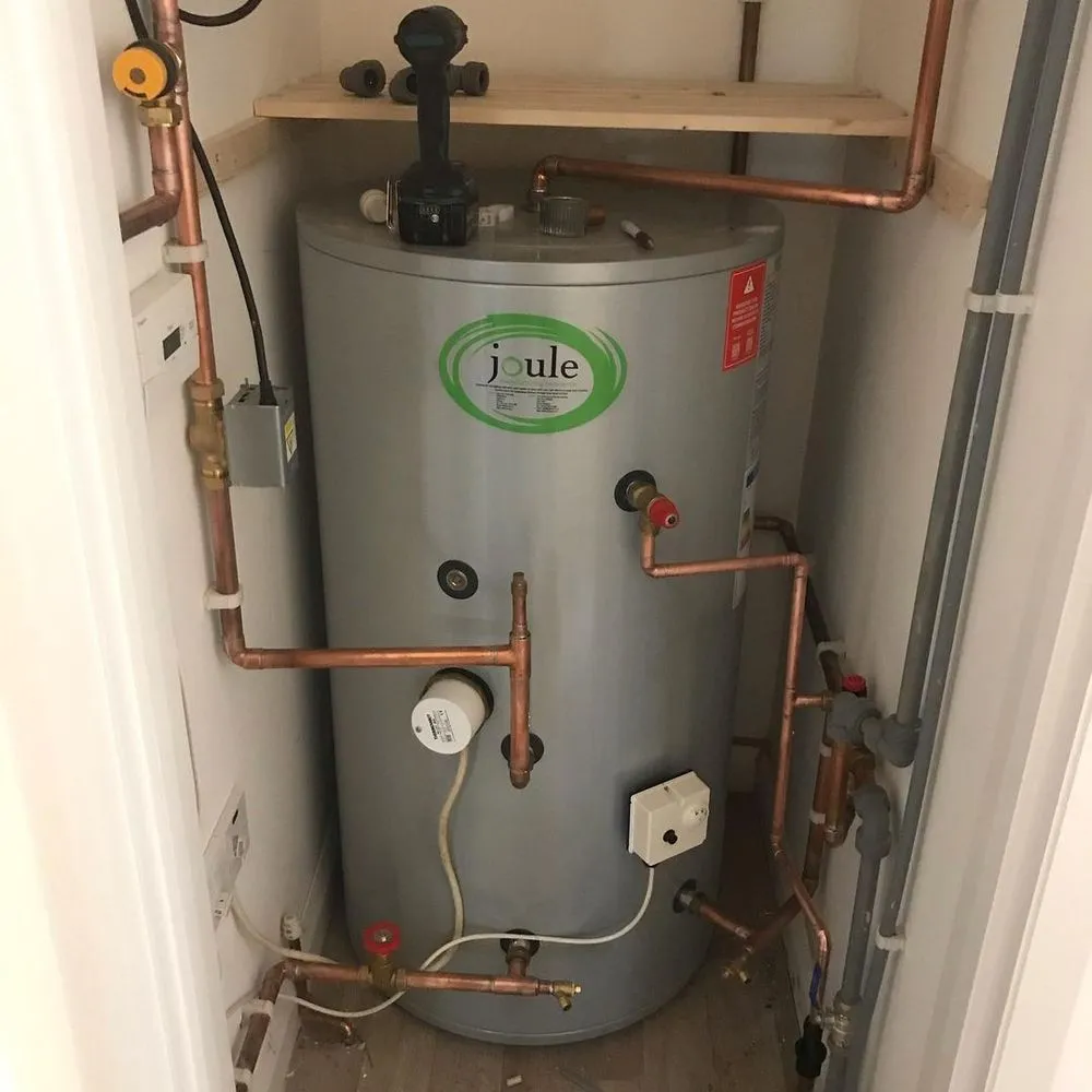 Slide of Deer Grove Emergency Plumber