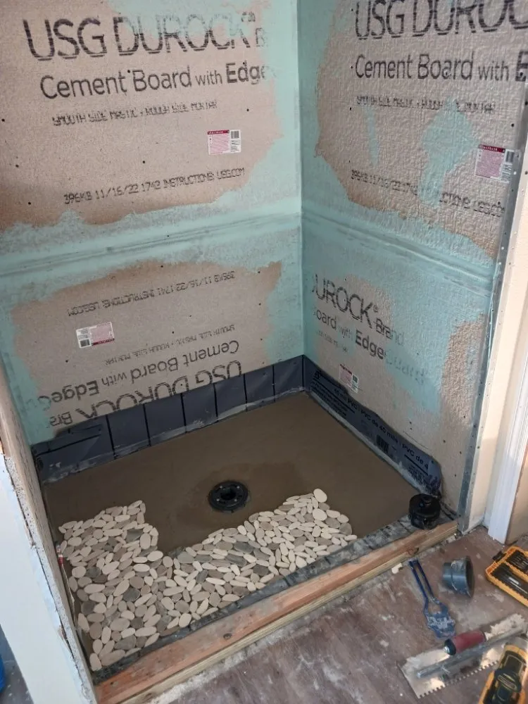 Slide of Dee's  Handyman and Remodel