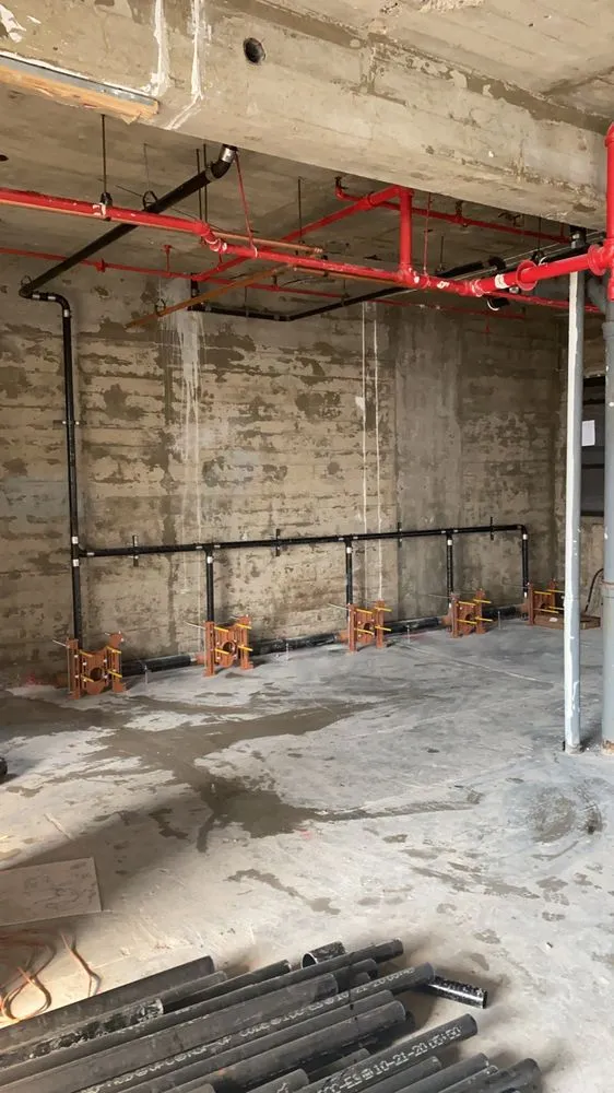 Slide of Dee’s Piping and Heating