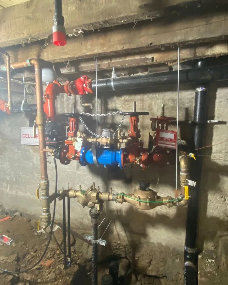 Slide of Dee’s Piping and Heating