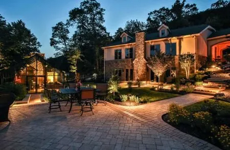 Slide of DEITE Contracting