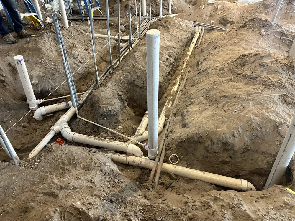 Slide of Del Rio Multiservices