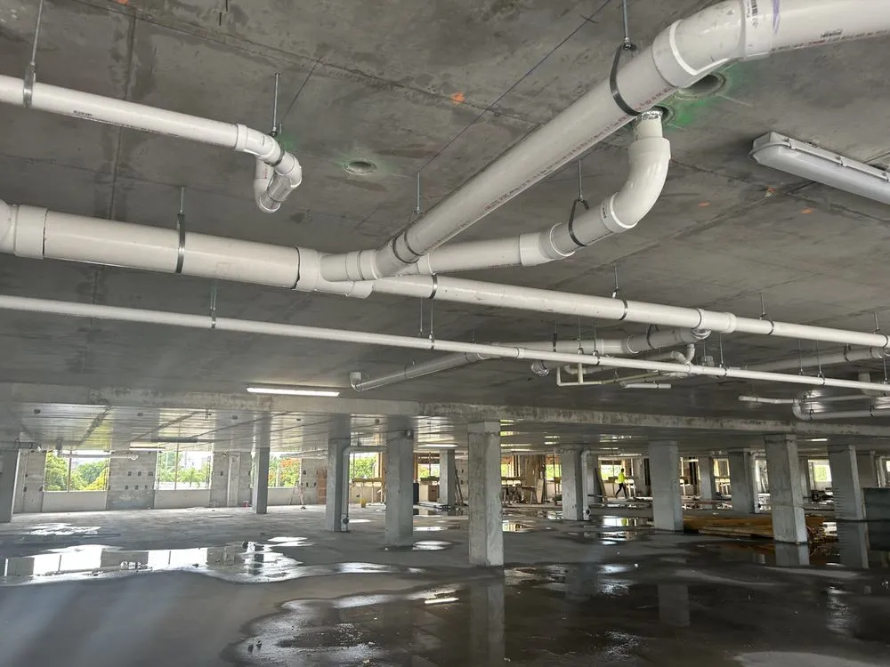 Slide of Del Rio Multiservices