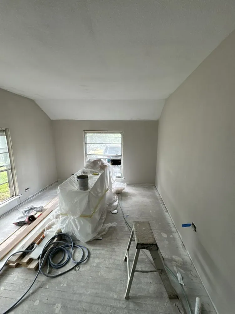 Slide of Del Toro Construction