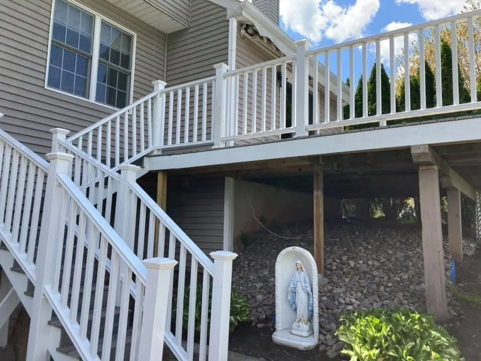 Slide of Delligatti Home Pro Services