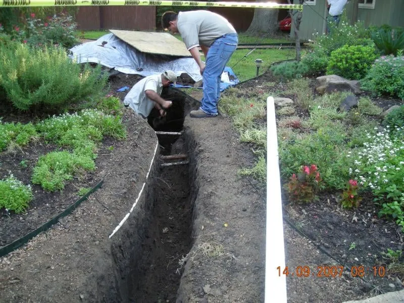 Slide of DeLong Leak Locators